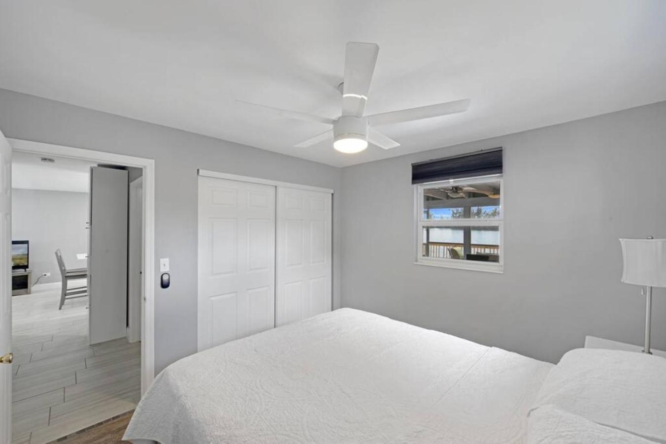Lake House Unit 1 By Pmi Davie Exterior photo